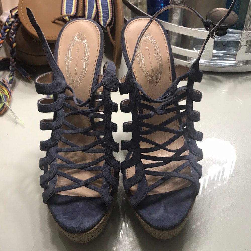 Elie Tahari blue wedges